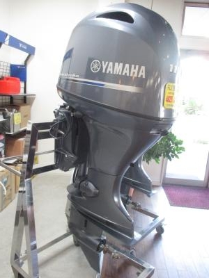 ヤマハ船外機　FL115BETX (中古）