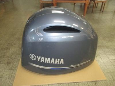 船外機トップカウリング