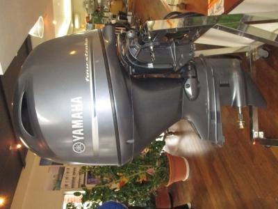 ヤマハ船外機　F115BETL
