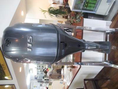 ヤマハ船外機　F115BETL
