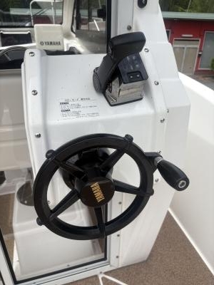ヤマハ YFR-24 EX FSR　★200馬力搭載の極上美艇★　YAMAHA中古艇